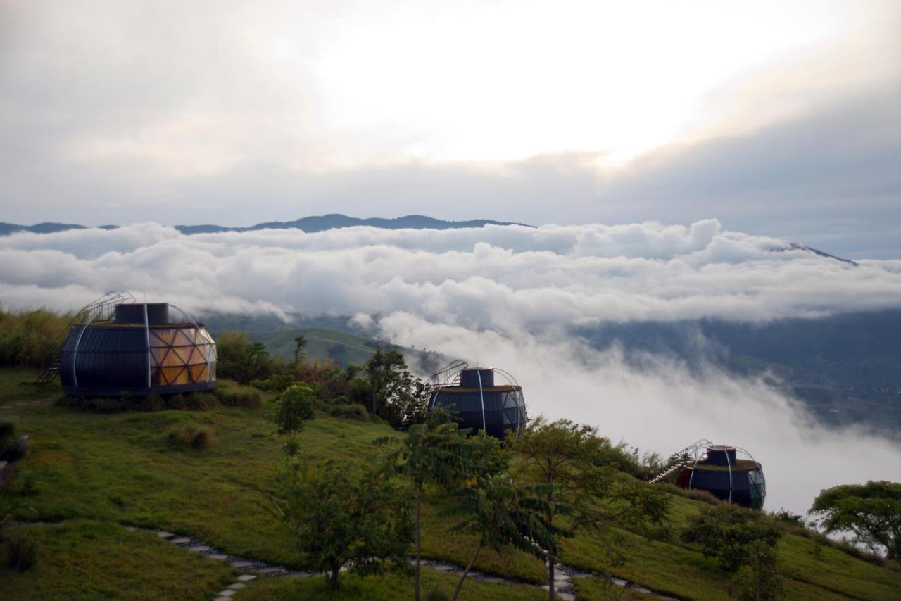 Aramaga Rift Valley Lodge Fort Portal Екстер'єр фото